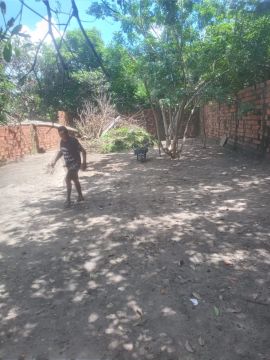 Terreno na Pirâmide 10 x 33 metros quadrados 