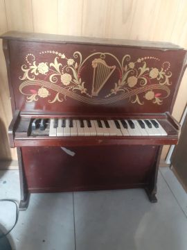 Vendesse piano infantil, preço a tratar