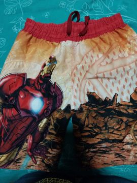 Shorts de Banho Infantil Homem de Ferro