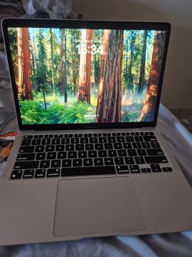 Macbook M1