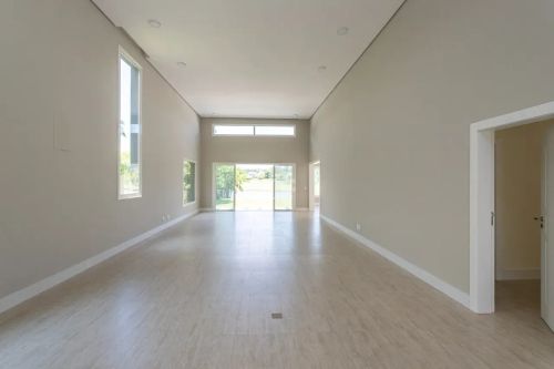 Venda de Casa em Condomínio em Porto Alegre-RS, bairro TERRA VILLE com 296m² Área Const.