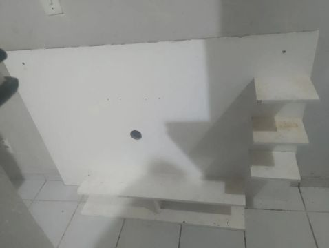 Suporte para TV branco,