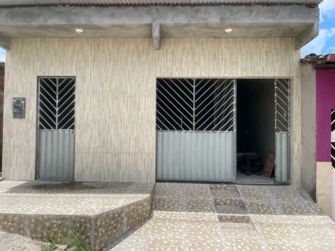 Vendo casa no Bom viver 