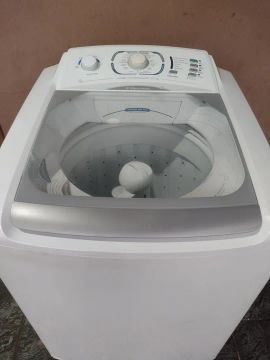 Maquina Electrolux 12 quilos.