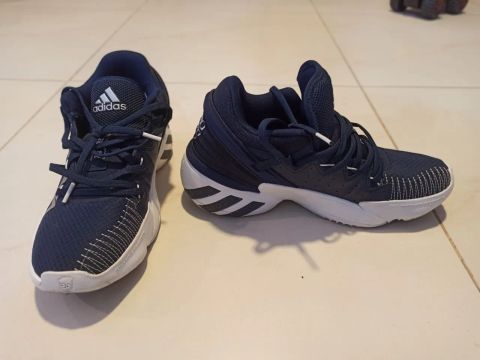 Tênis Masculino Adidas modelo basketball D.O.N ISSUE II- Tamanho 40