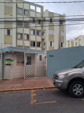 Apartamento à venda no Residencial Esmeralda II