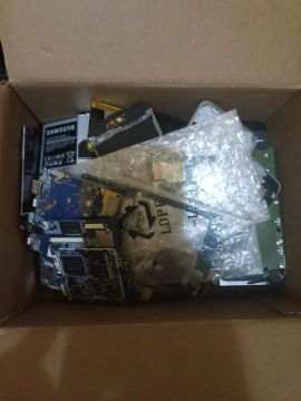 placas e batérias de celular