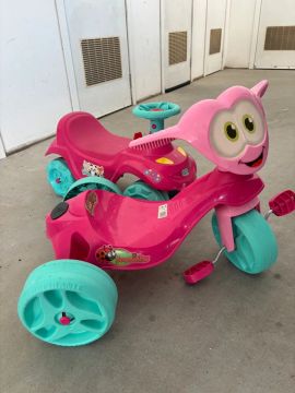Carrinho Triciclo e Andador Infantil - Bandeirantes