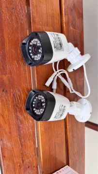 VENDO 2 CÂMERAS PARA DVR