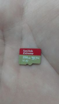 Cartão de Memória Sandisk Extreme 256GB - V30 U3 A2