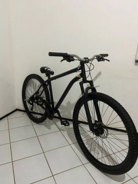 BICICLETA COLLI ARO 29 EM PERFEITO ESTADO!