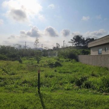 Lote/Terreno para venda com 391 metros quadrados em Ubatiba - Maricá - Rio de Janeiro