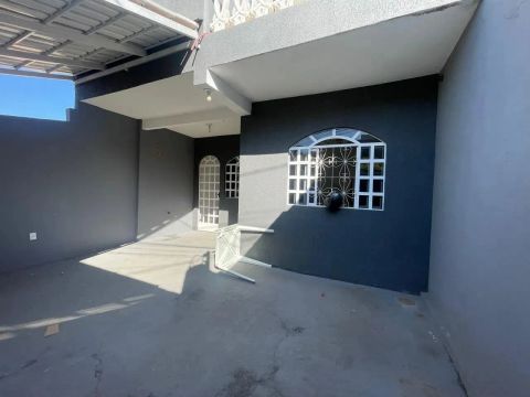 Imóvel para venda tem 160 metros quadrados com 2 quartos