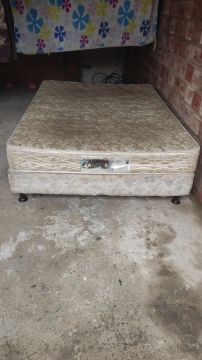 Cama Box casal