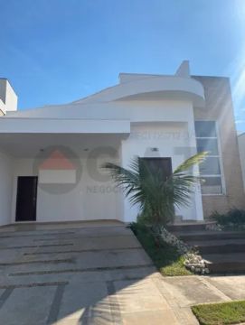 CASA EM CONDOMÍNIO À VENDA NO VILA DO BOSQUE - SOROCABA/SP