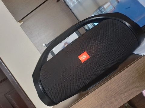 Vendo JBL com defeito, não tenho interesse de conserta-la