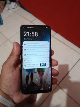 Celular moto e 13 64 gigas