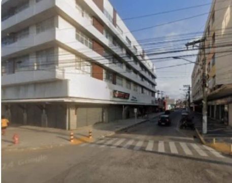 Sala comercial no centro de Araruama 