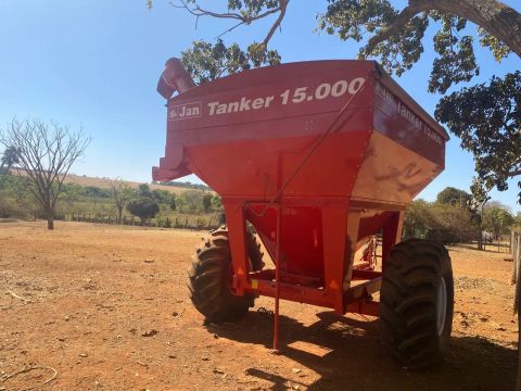 Carreta bazuca 15.000 litros com kit lona fácil estado de zero