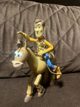 Boneco Yoodyy sem o chapéu 