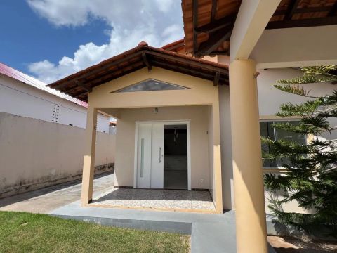 Casa no Paraviana com 3 Quartos