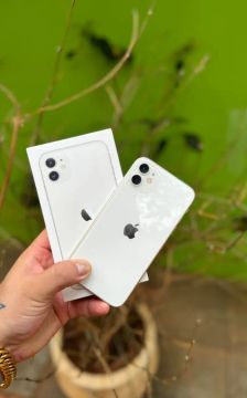 Iphone 11 branco excelente perfeito 