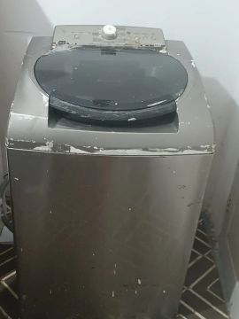 Vendo máquina de lavar, leia a descrição 