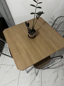 Mesa de Jantar 4 Cadeiras - MDF - R$ 550