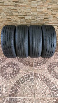 Pneus 215 50 R17