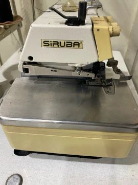 Máquina de Costura Overlock Siruba