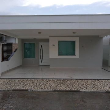 Casa em Condomínio com 3 Quartos no Sim
