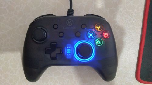 Controle GameSir multiplataforma 