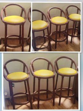 Banqueta com assento acolchoado
