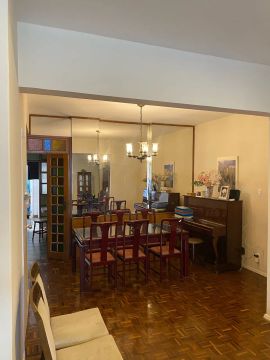 Apartamento com cinco quartos para venda no centro de Juiz de Fora, MG