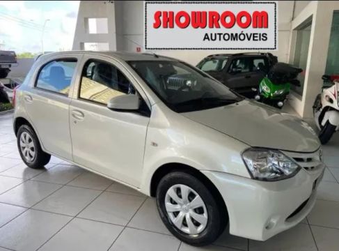 TOYOTA/ETIOS 1.5 XLS 2016 COMPLETO COM ENTRADA NA PROMISSÓRIA 