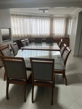 Mesa de jantar 12 lugares