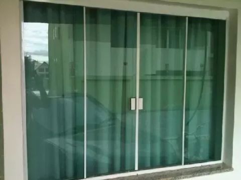 Janela de vidro temperato Vidraçaria em Petrópolis 