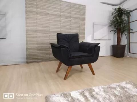 Poltrona Para Sala Na Cor Preta