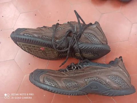 Tênis de Couro Reebok T 37