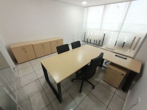 ALUGUEL DE SALA COMERCIAL Local: Vieiralves