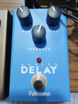 Pedal de Delay Analógico Fuhrmann