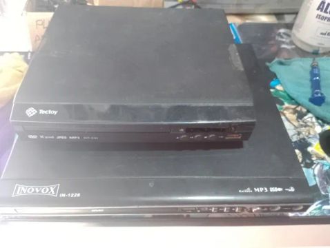 Lote de 02 aparelhos de DVDs nos estado