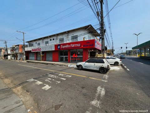 Apto Comercial e Resid na Const  Nery com 2 suítes, 1 vaga, sl de estar que pode virar um 