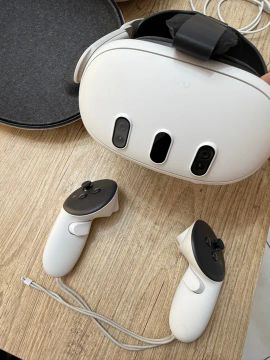 Meta Quest 3 - Óculos de Realidade Virtual 512gb