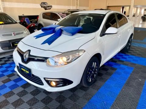 FLUENCE DYNAMIC  PLUS LAUDO APROVADO CAMBIO CVT AUTOMÁTICO PNEUS OKM COURO AR DIGITAL 