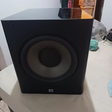  Subwoofer ativo jbl 260P