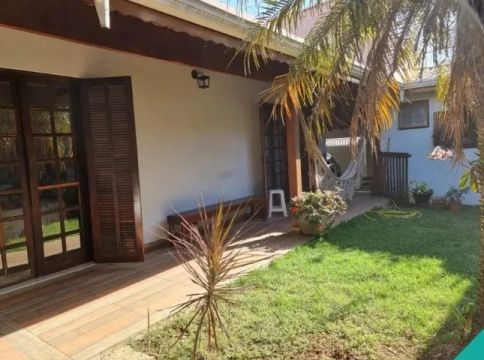CASA EM PONTA NEGRA, cod VF-11