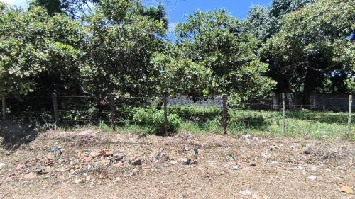 Vendo terreno em Monte Gordo, Guarajuba.