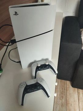 Vendo ps5 slim completo 