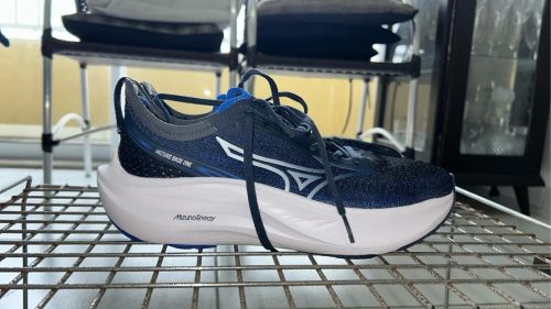 Mizuno base one 